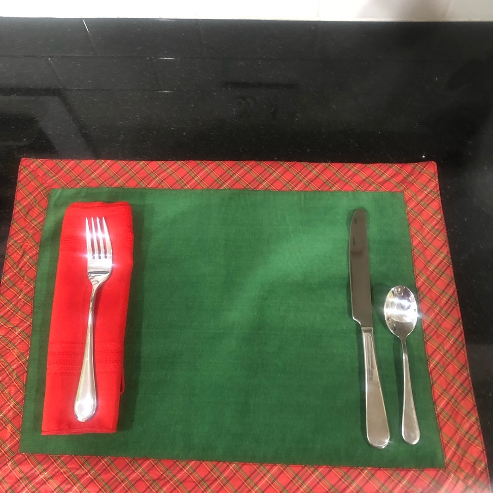 4 Holiday Placemats❗️
